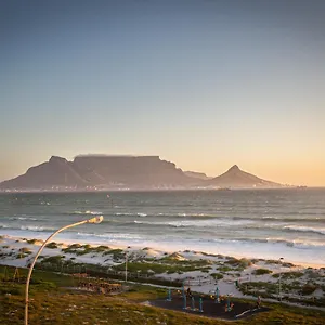 Spacious Luxury 3 Bedroom B401 Sea Spray Apartment Bloubergstrand